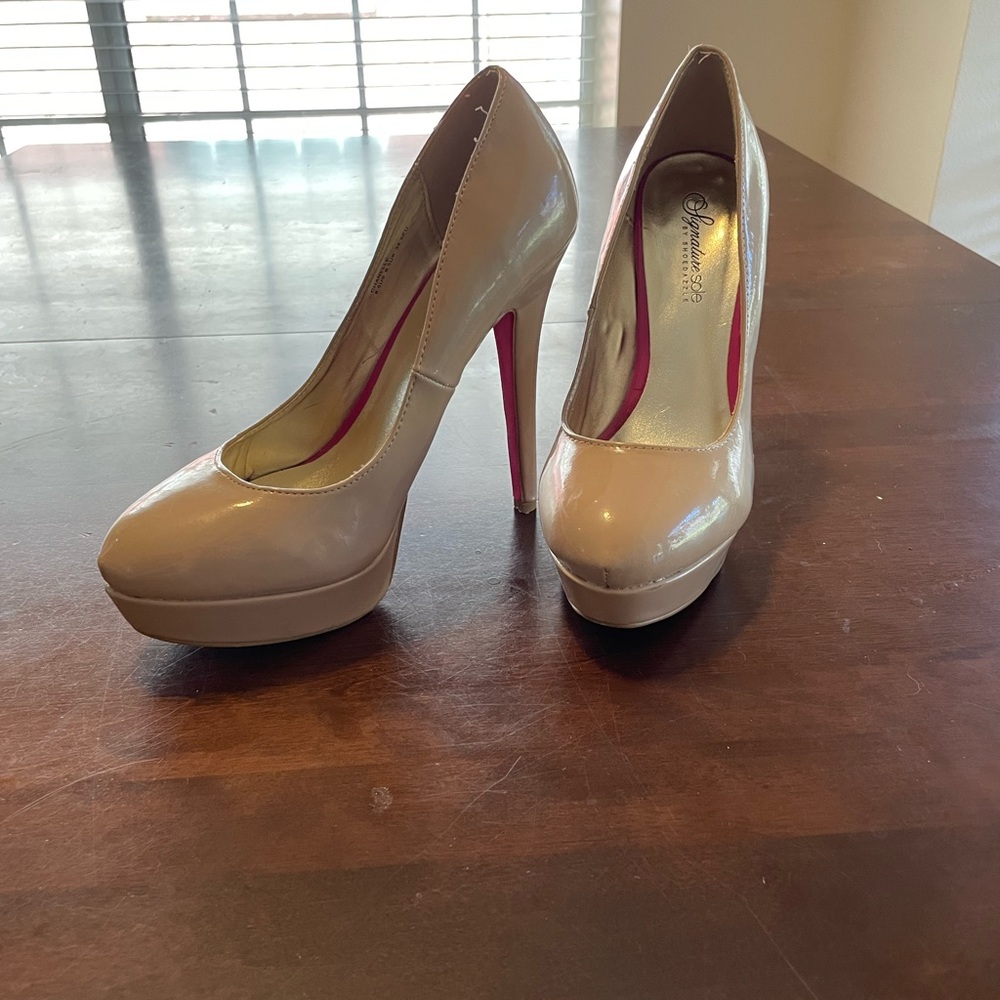 Nude platform heels